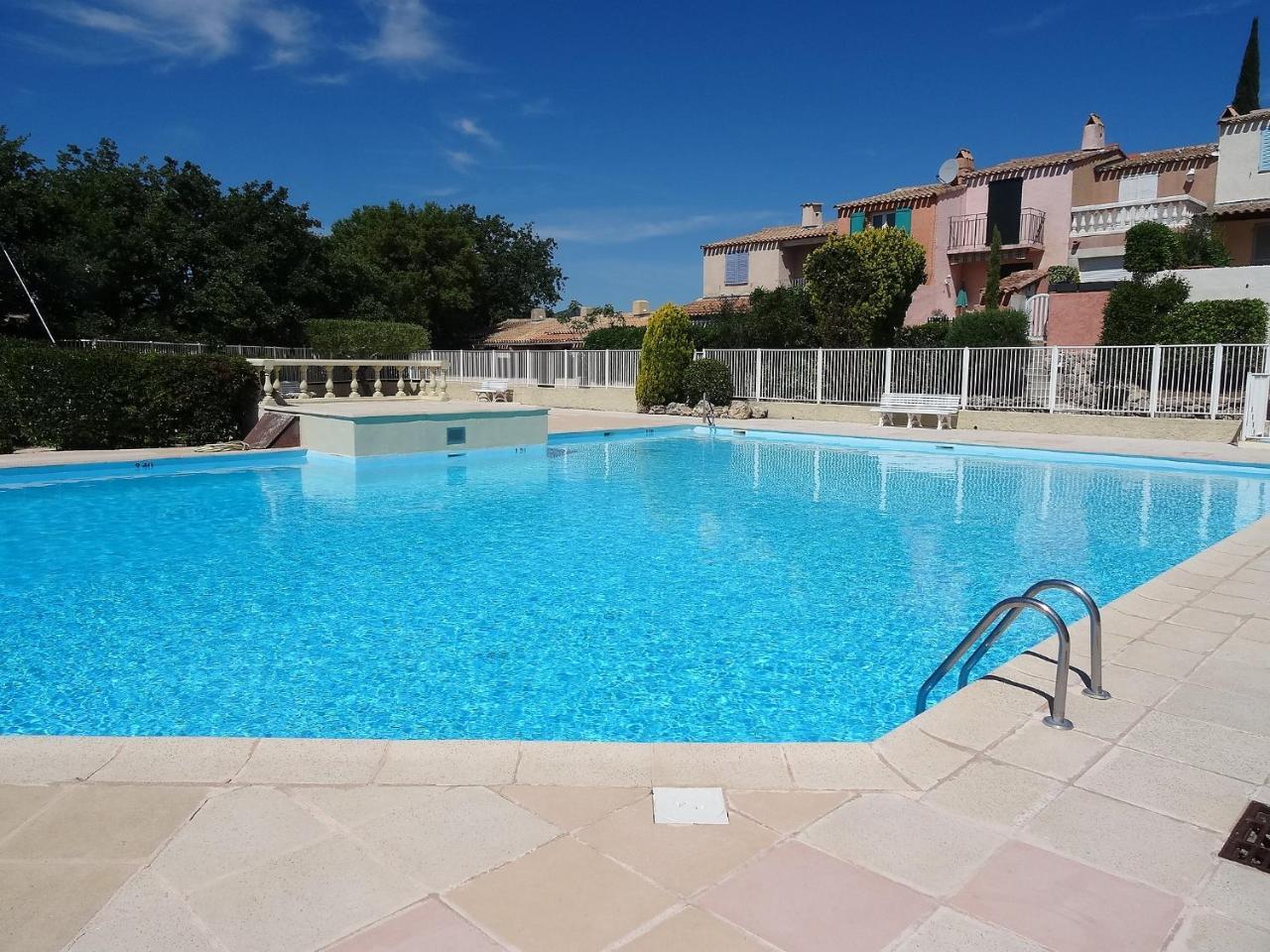 Holiday Home Les Mas de Cogolin Exterior foto